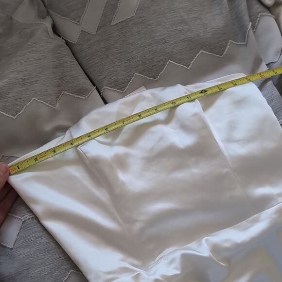 NWT RESA Cindy Strapless White Mini Dress in Pearl, size S - Picture 5 of 7